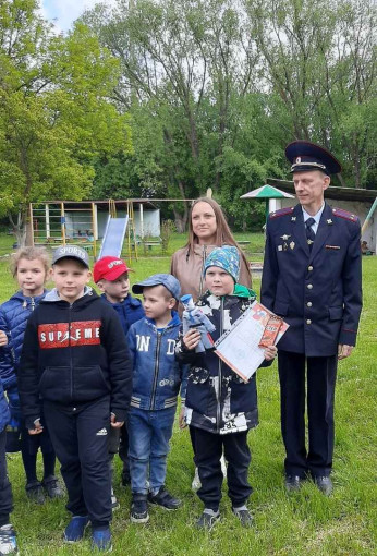 ПОЛИЦЕЙСКИЙ ДЯДЯ СТЕПА ПОЛИЦЕЙСКИЙ ДЯДЯ СТЕПА.