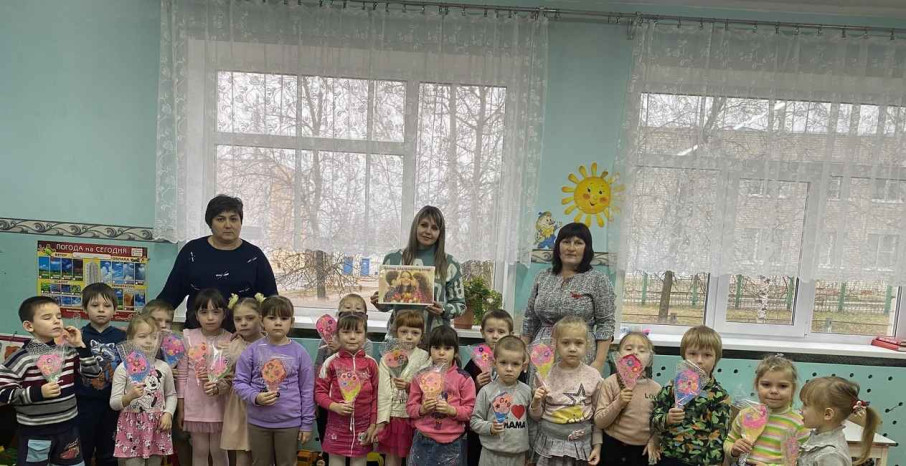 МАСТЕР-КЛАСС "ЦВЕТЫ ДЛЯ МАМОЧКИ МОЕЙ" МАСТЕР-КЛАСС "ЦВЕТЫ ДЛЯ МАМОЧКИ МОЕЙ".